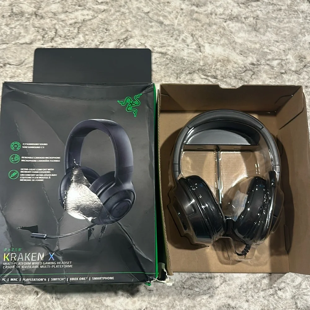 New in box Razer Kraken x gaming headseat